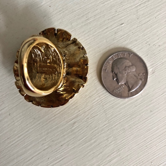 OSCAR DE LA RENTA COCKTAIL RING - Picture 6 of 9